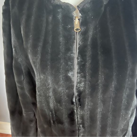 Vintage Black Fur/Faux Fur Bomber Jacket - Picture 2 of 6